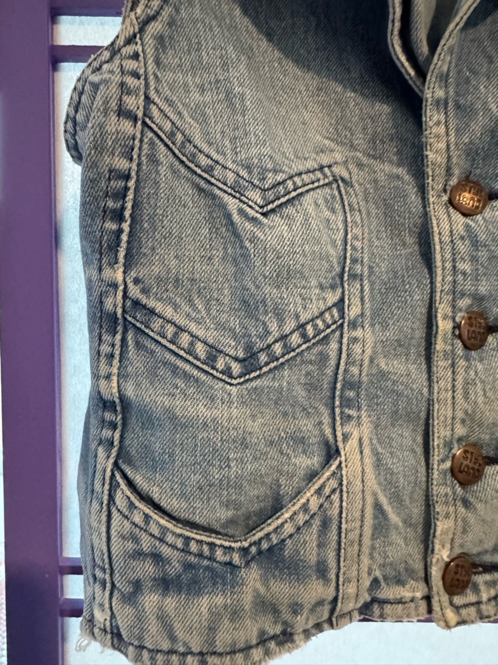 Sleeveless Denim Button-Front Vest in Faded Blue - Picture 3 of 4